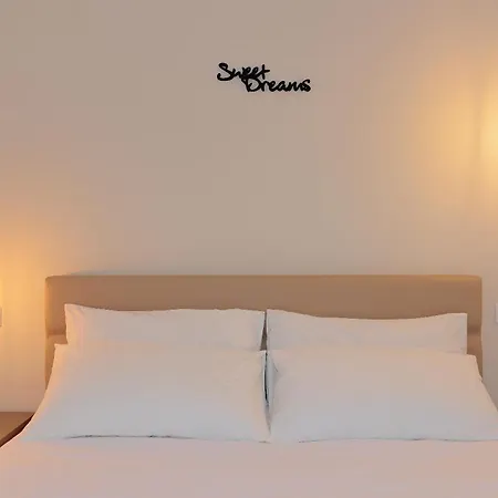 Vicino A Parcheggi Gratuiti - Vicino Al Centro Modena