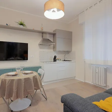 Vicino A Parcheggi Gratuiti - Vicino Al Centro Modena