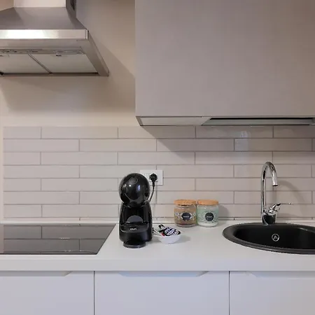 Vicino A Parcheggi Gratuiti - Vicino Al Centro Modena