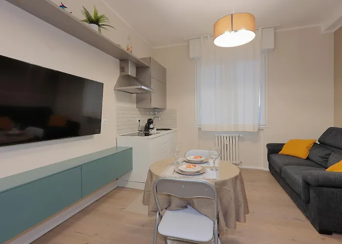 Vicino A Parcheggi Gratuiti - Vicino Al Centro 摩德纳